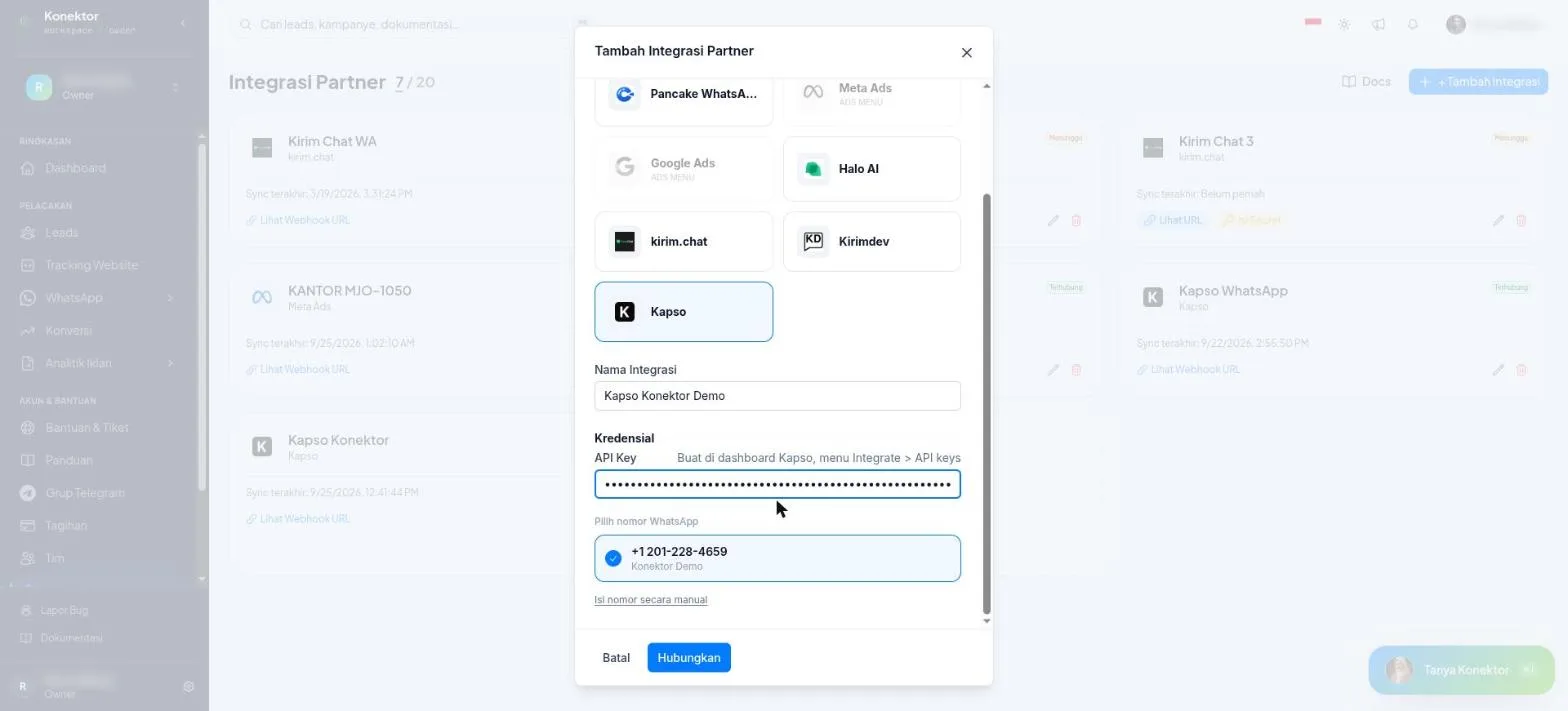 Formulir Kapso di Konektor dengan API key tertempel, nomor terpilih otomatis, dan Nama Integrasi terisi